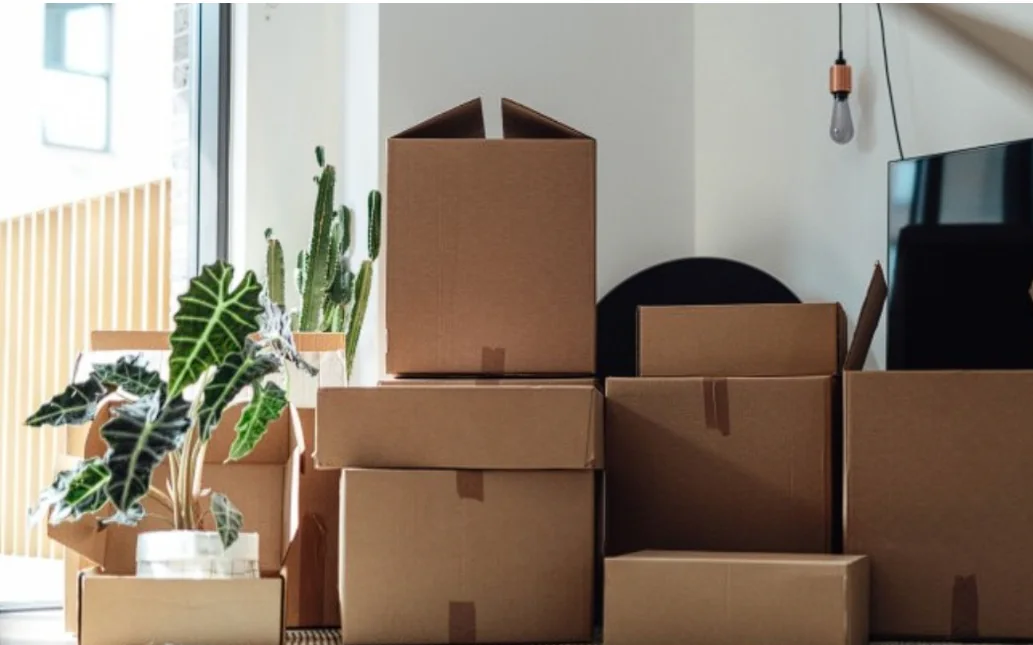Cajas listas para una mudanza